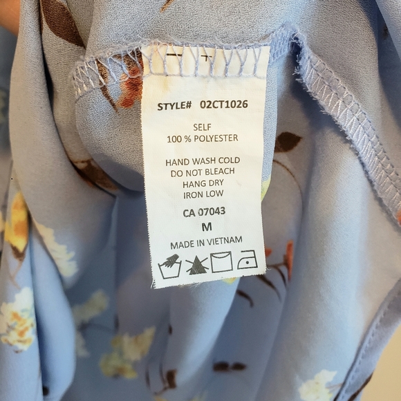 Sienna Sky Perriwinkle Floral Blouse - Picture 5 of 5